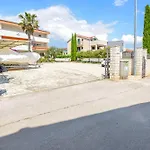 شقة Aurel