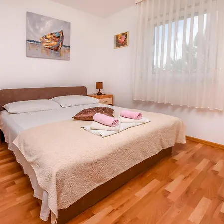 Aurel Апартаменты