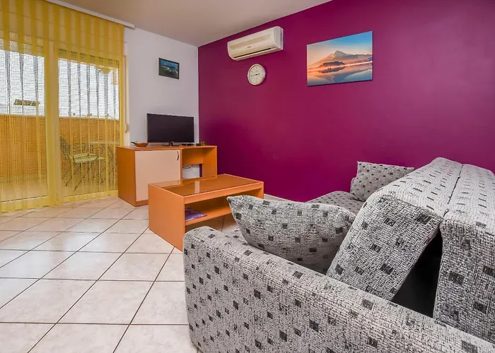 Aurel Апартаменты Рогозница