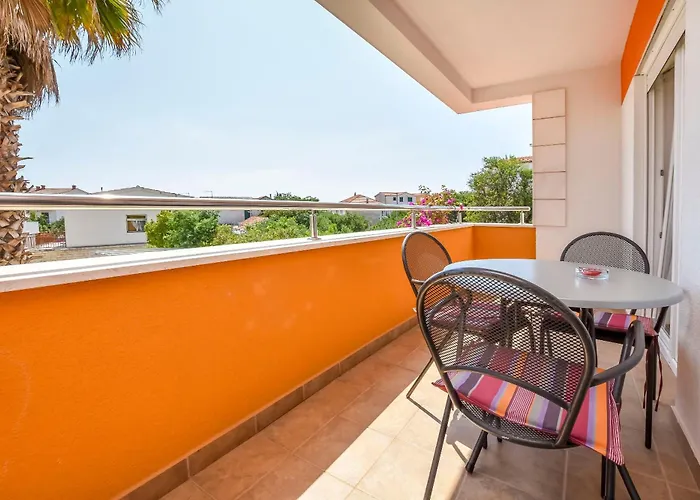 公寓 Aurel 罗戈兹尼察